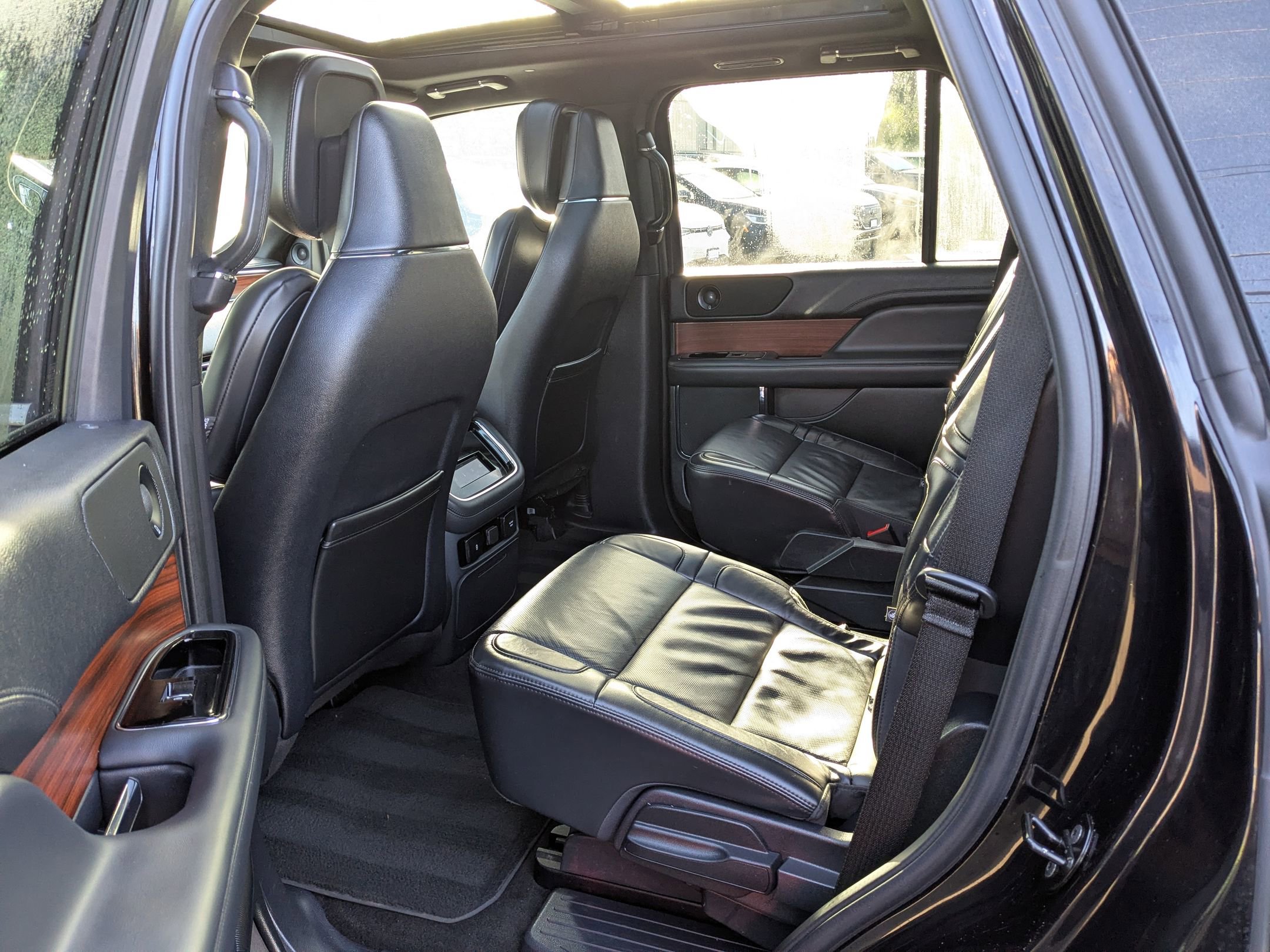 Used 2024 Lincoln Navigator Reserve image 22