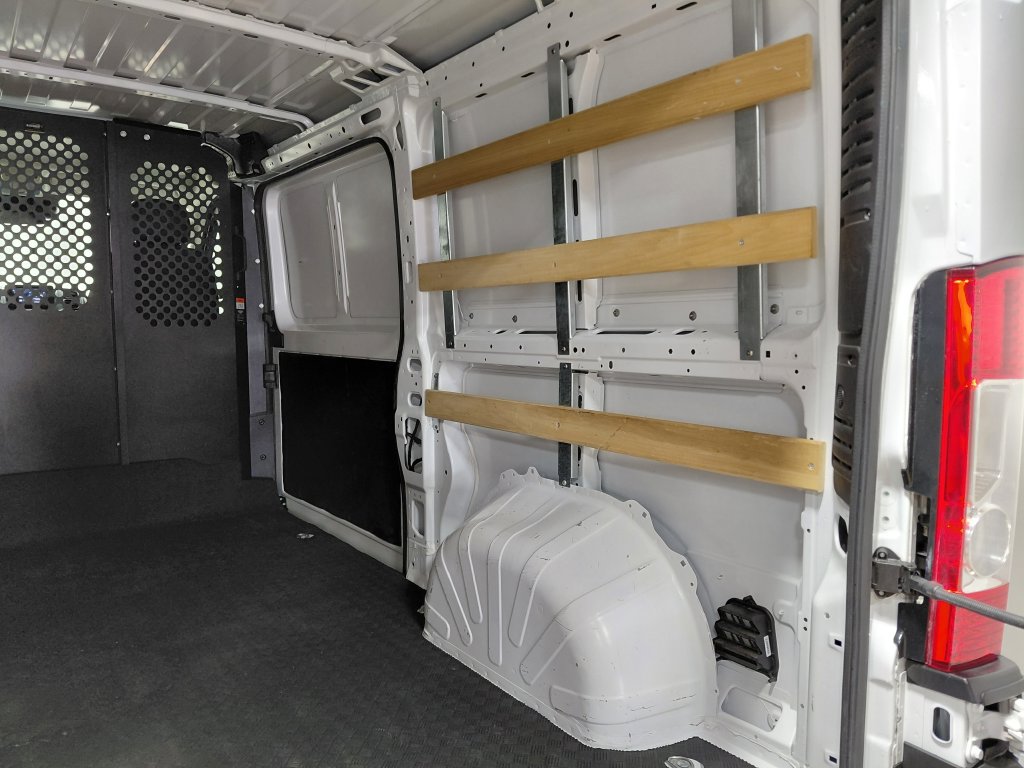 Used 2025 RAM ProMaster 2500 w/ U-Haul Equipment Group FWD image 15