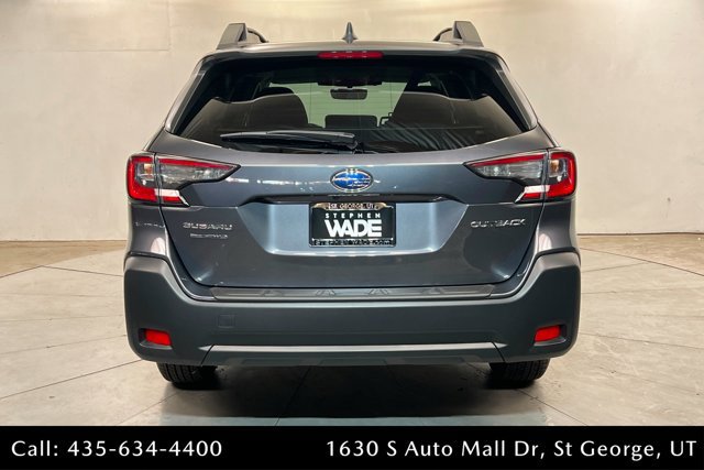 Used 2025 Subaru Outback Premium image 4