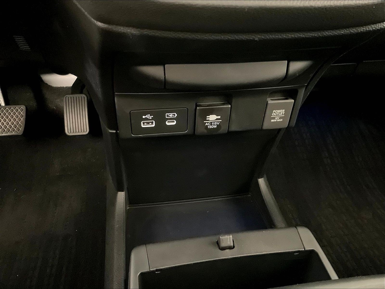 Used 2025 Honda Odyssey Elite image 16
