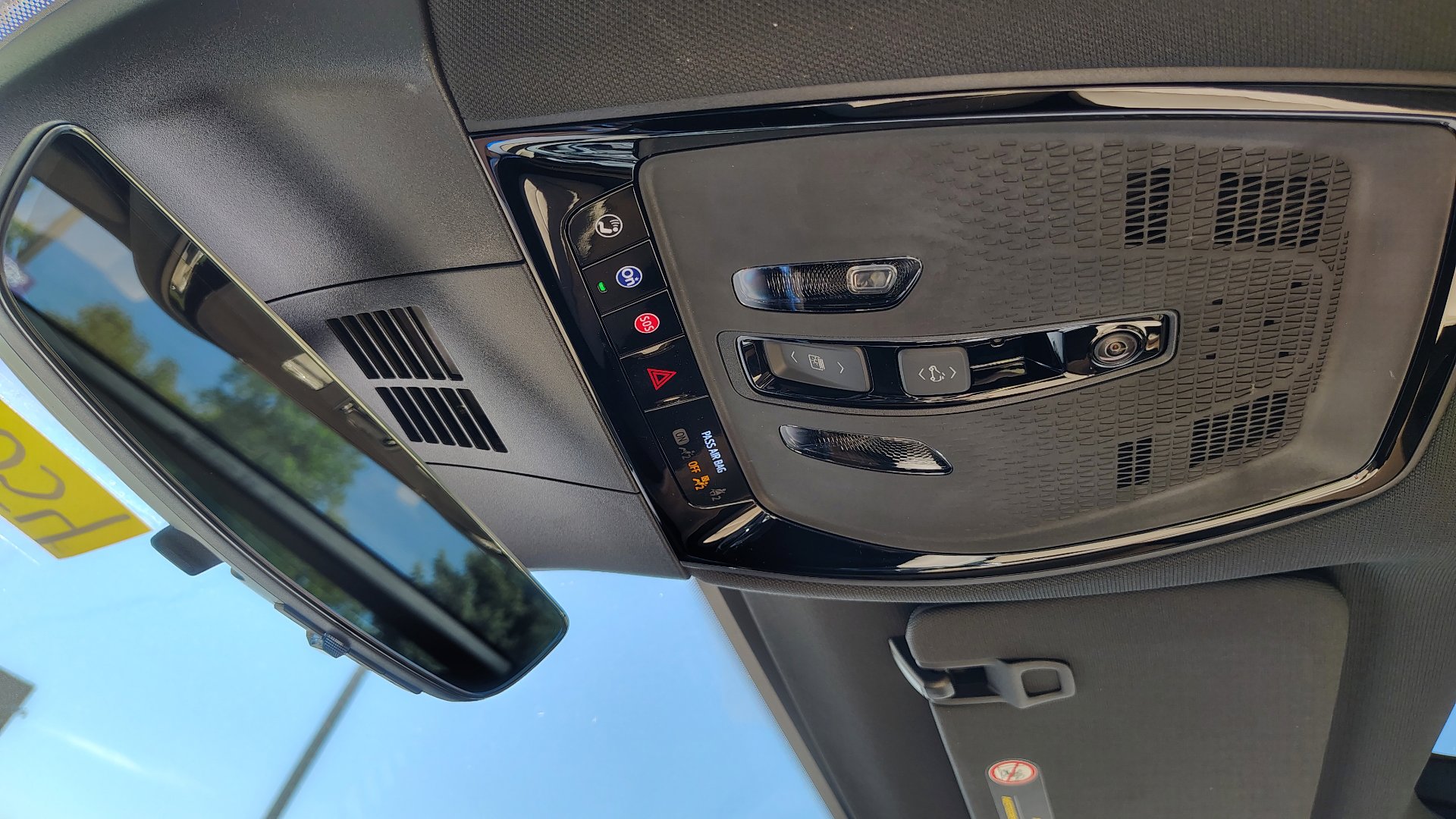 New 2026 Cadillac Lyriq Signature Luxury image 24