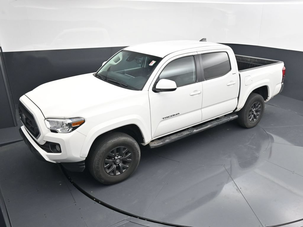 Used 2023 Toyota Tacoma SR5 AWD/4WD image 12