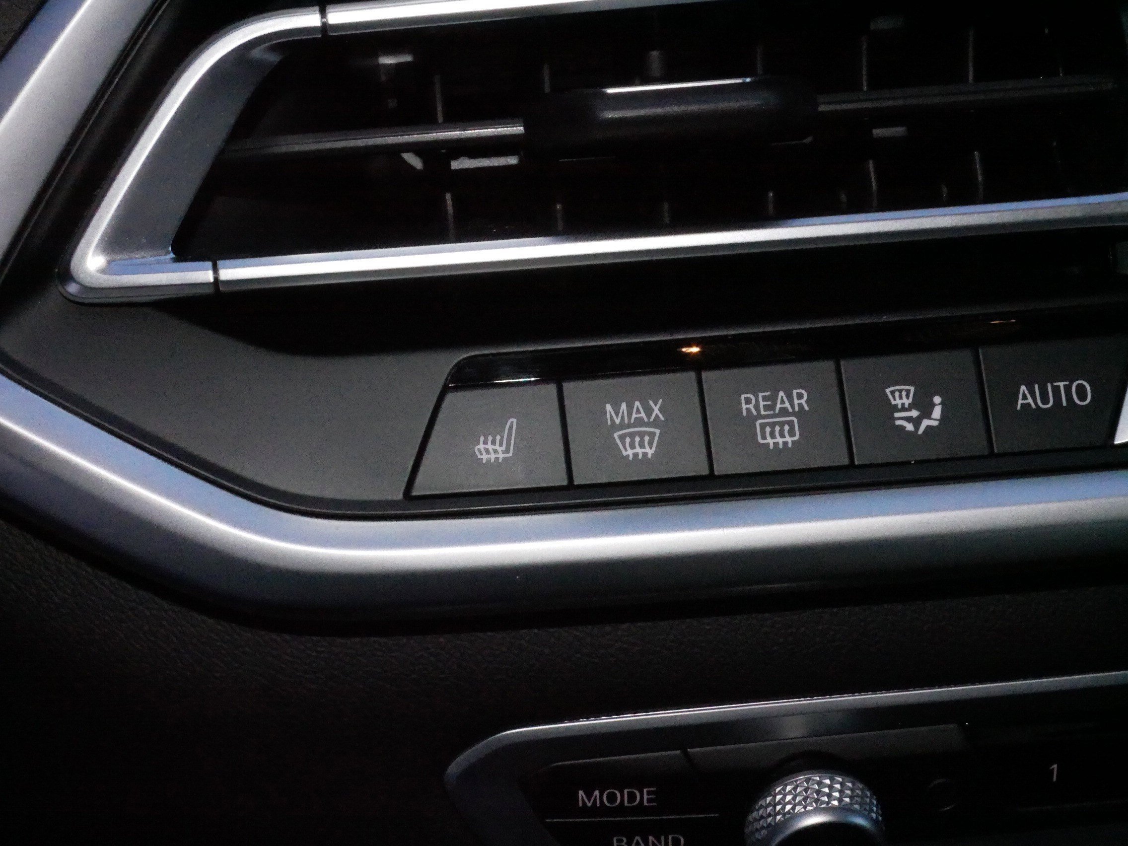 Used 2023 BMW X5 xDrive45e w/ M Sport Package image 28