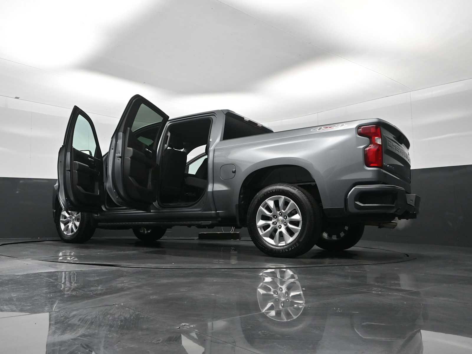 Used 2020 Chevrolet Silverado 1500 Custom w/ Custom Value Package image 34