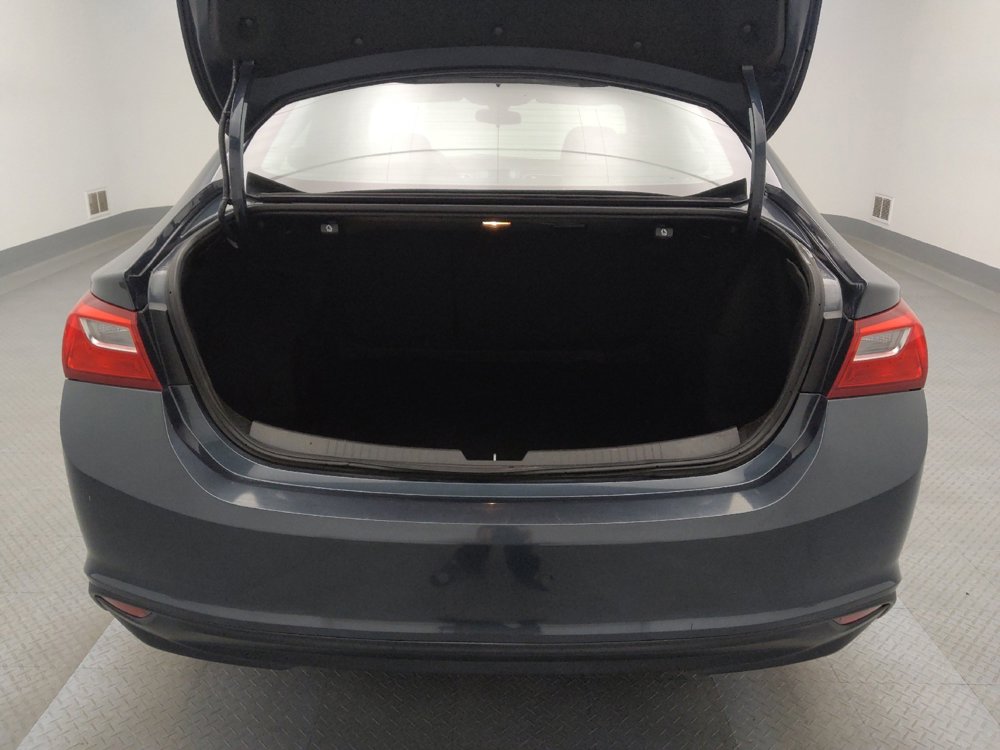 Used 2020 Chevrolet Malibu LS image 29