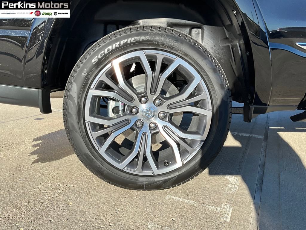 New 2026 RAM 1500 Tungsten w/ Trailer Tow Group image 13