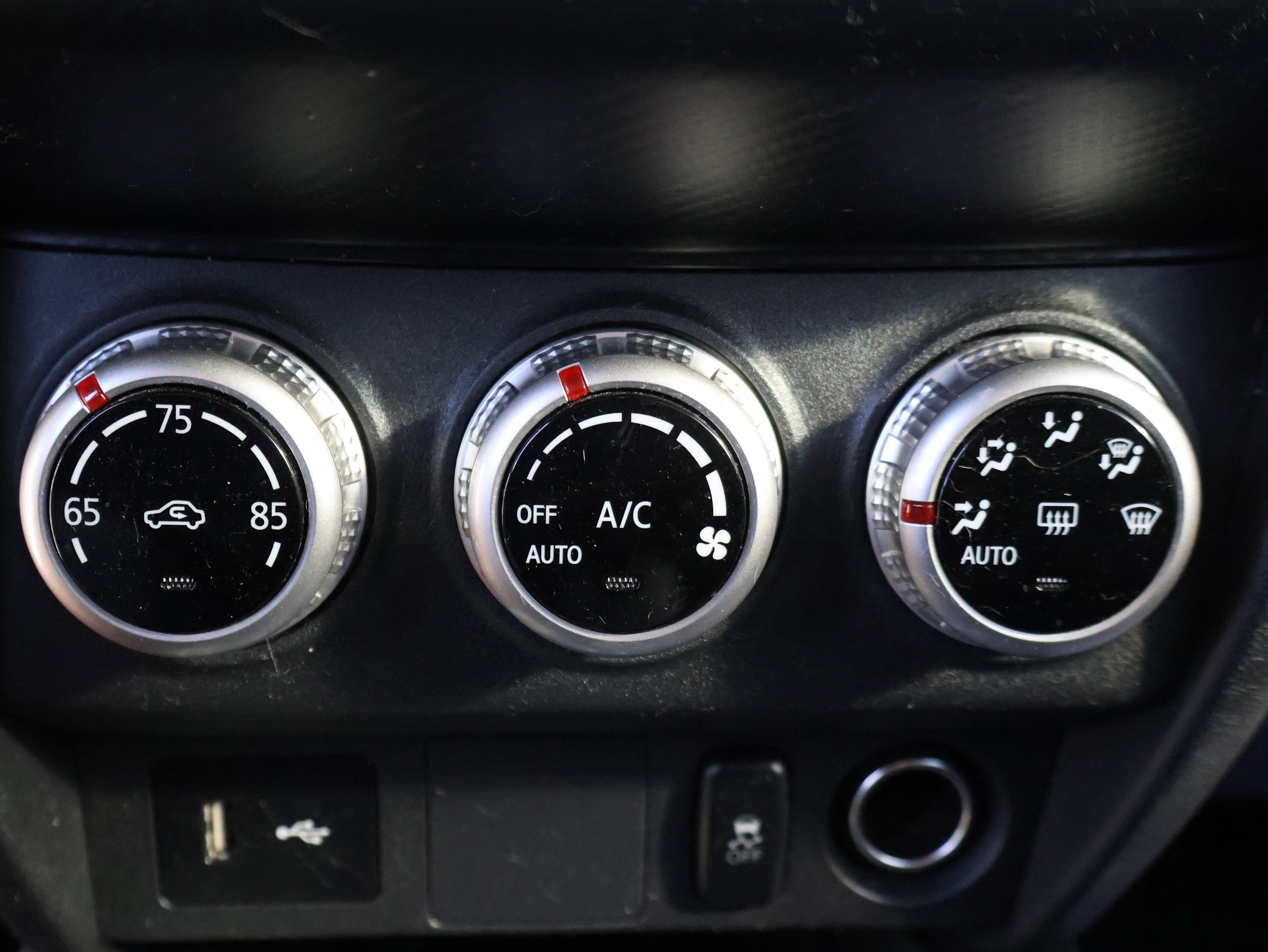 Used 2021 Mitsubishi Outlander Sport LE image 26