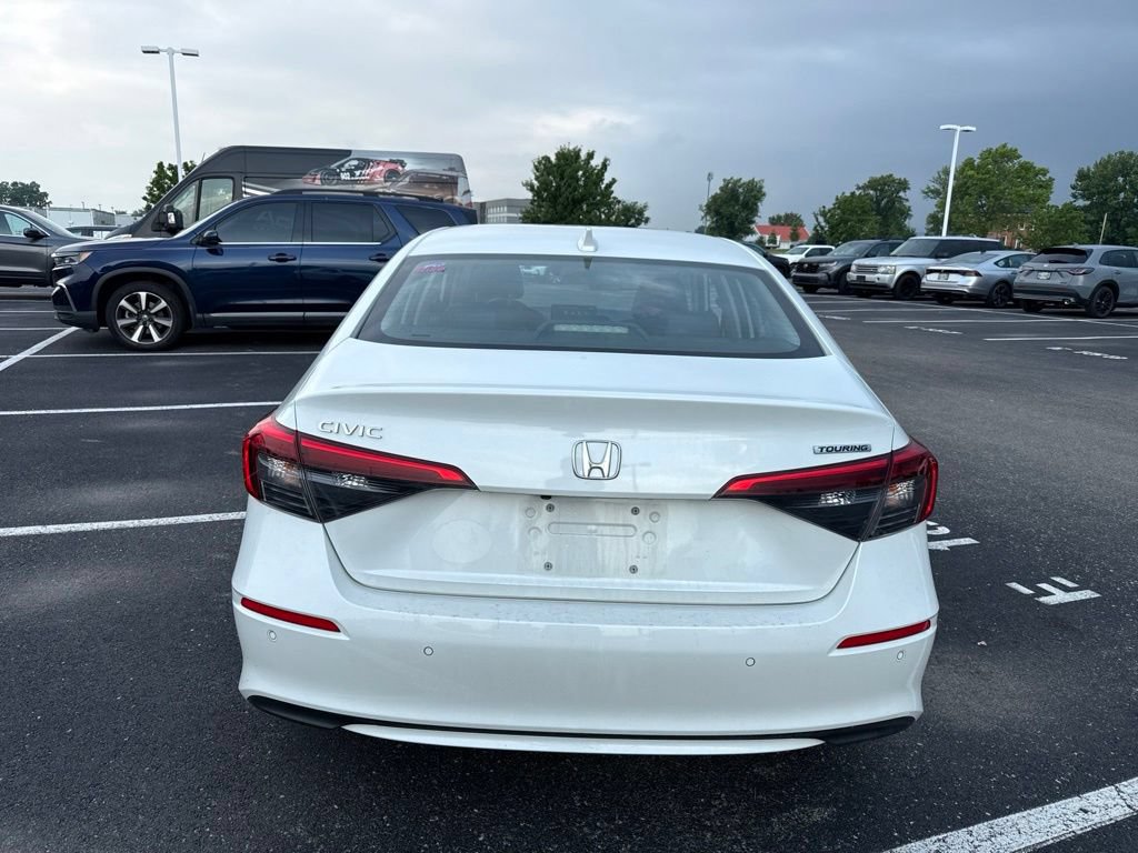 Used 2022 Honda Civic Touring image 11