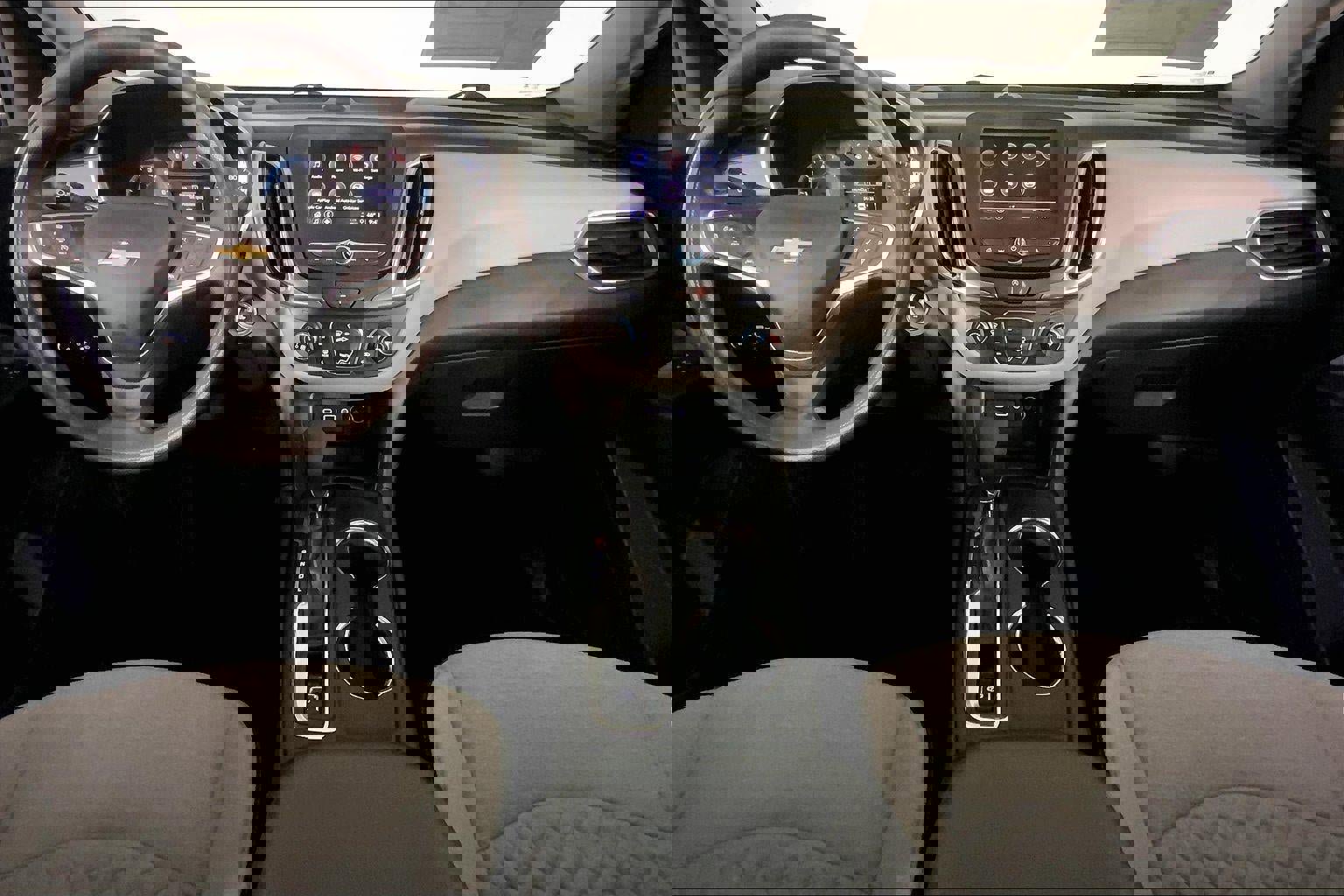 Used 2023 Chevrolet Equinox LS image 15