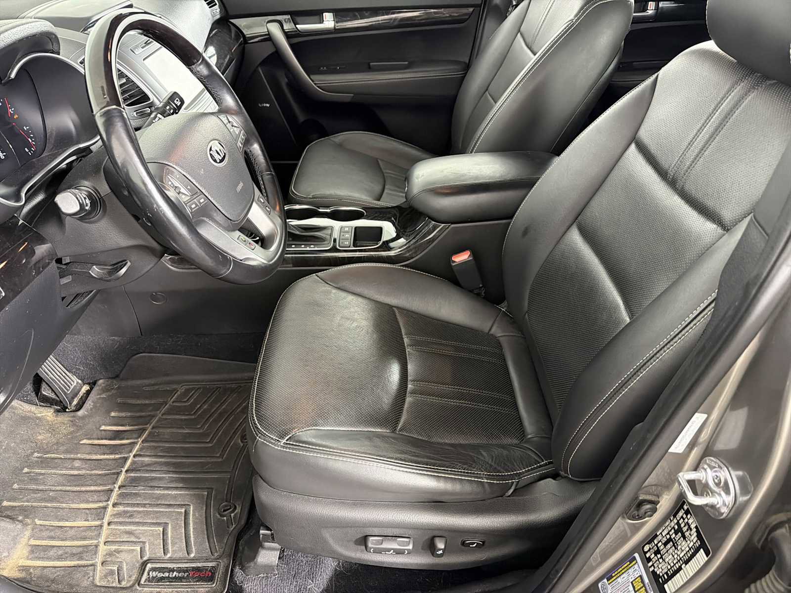 Used 2014 Kia Sorento SX w/ 3rd Row Package image 7