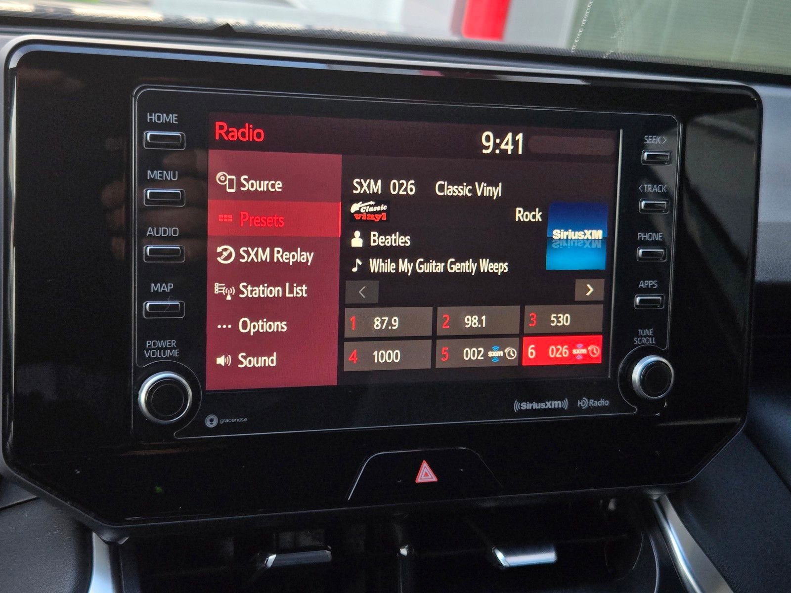 Certified 2021 Toyota Venza XLE image 13