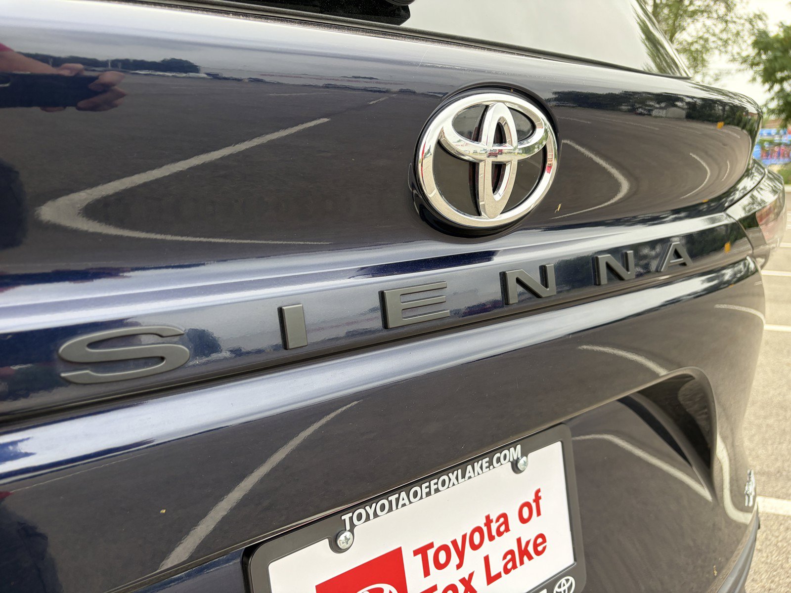 Used 2026 Toyota Sienna XLE FWD image 40