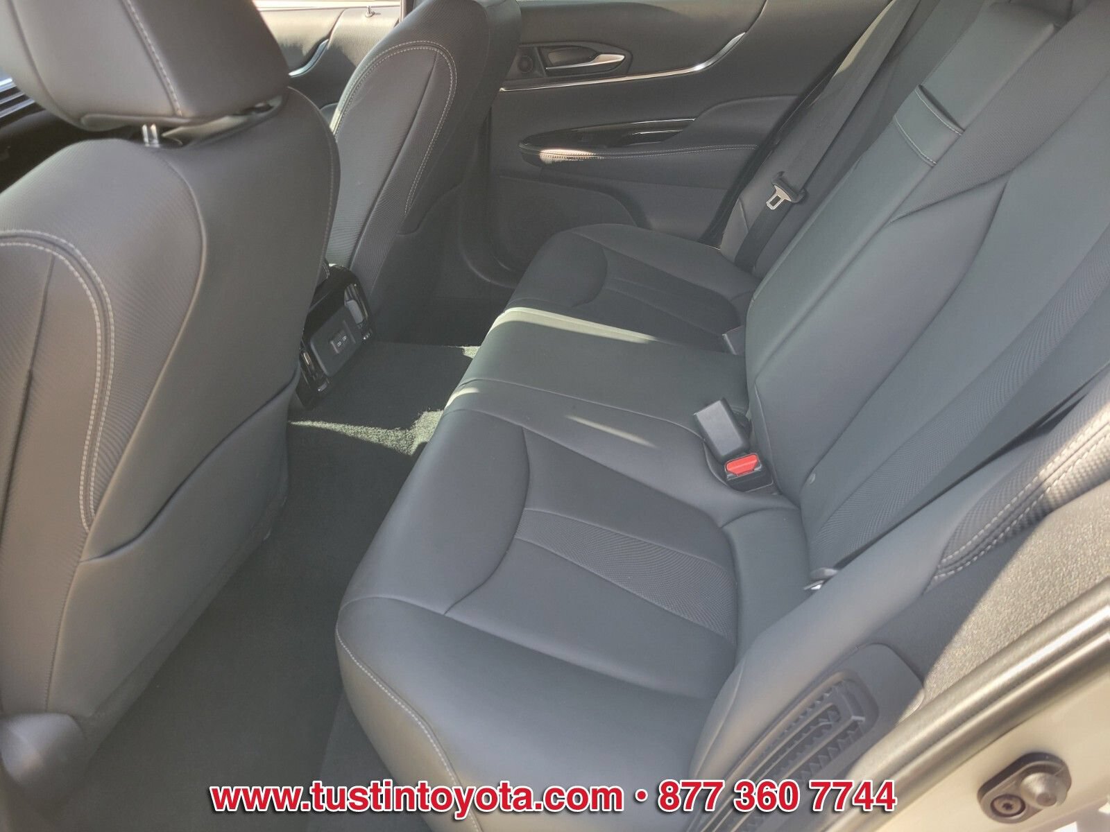 Used 2024 Toyota Mirai w/ Advanced Technology Package RWD image 10