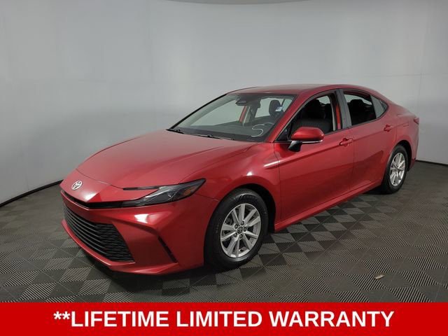 Used 2025 Toyota Camry LE FWD image 3