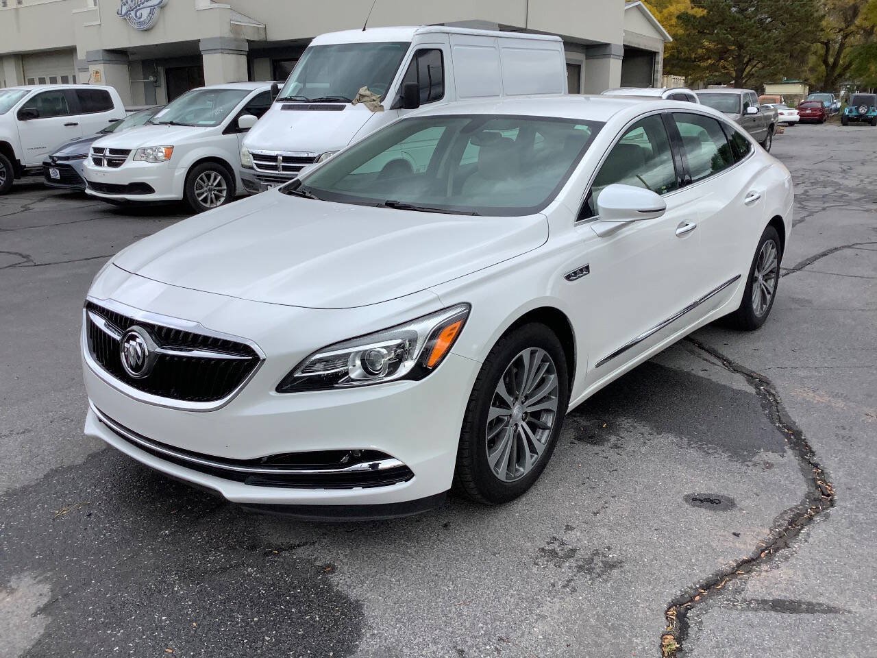 Used 2018 Buick LaCrosse Essence w/ Sights and Sounds Package FWD image 2