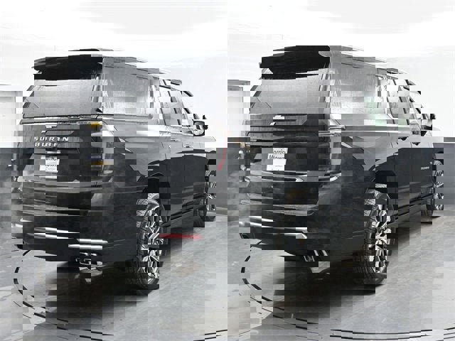 New 2026 Chevrolet Suburban High Country image 14