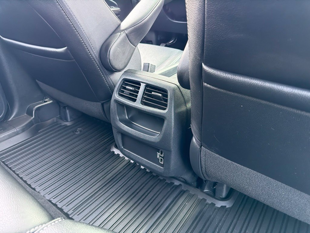Used 2023 Honda Passport EX-L image 14