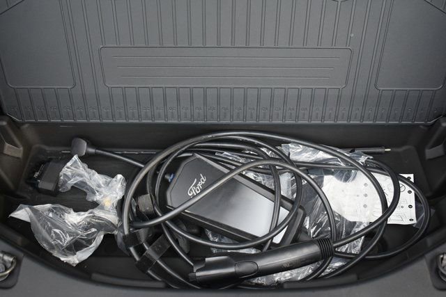 Used 2024 Ford F150 Lightning Lariat image 62