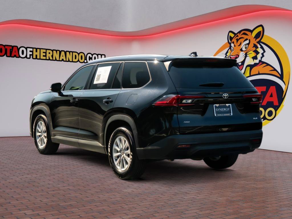 Used 2025 Toyota Grand Highlander AWD image 8