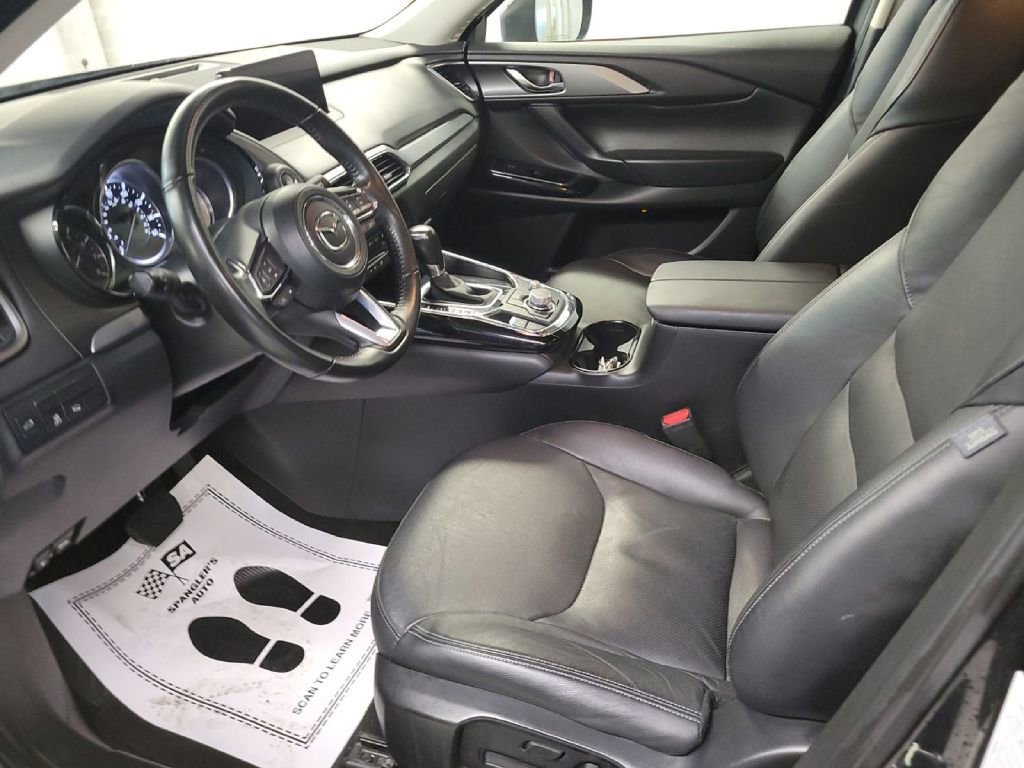 Used 2023 MAZDA CX-9 Touring image 2