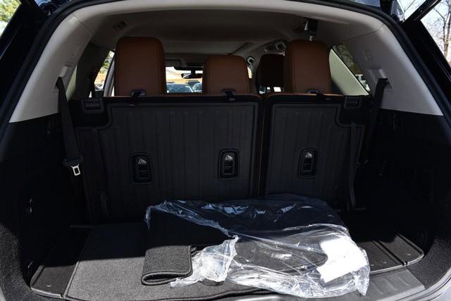 New 2026 Nissan Pathfinder Platinum image 32