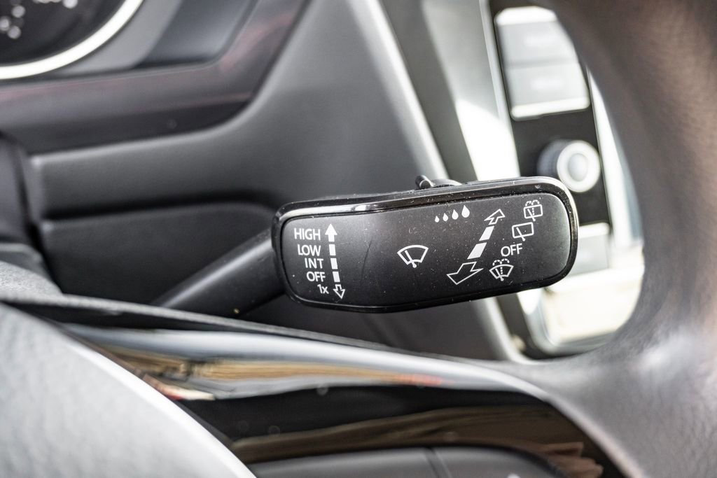 Used 2020 Volkswagen Tiguan S FWD image 21