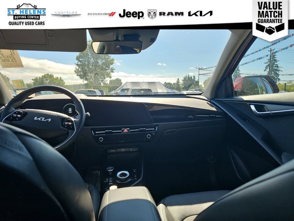 Used 2024 Kia Niro Wind w/ Wind Preserve Package FWD image 32