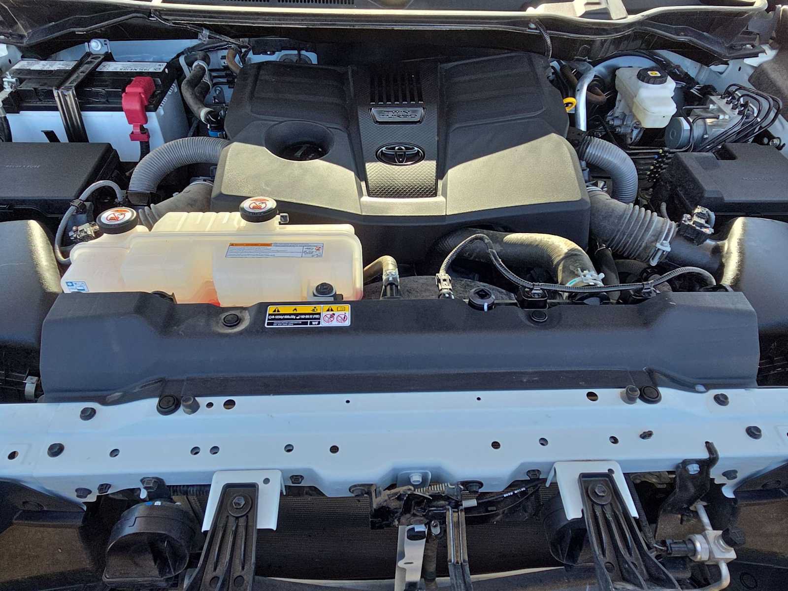 Used 2024 Toyota Tundra SR5 AWD/4WD image 13