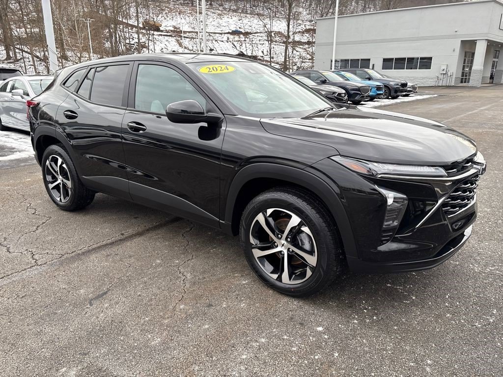 Certified 2024 Chevrolet Trax RS image 6