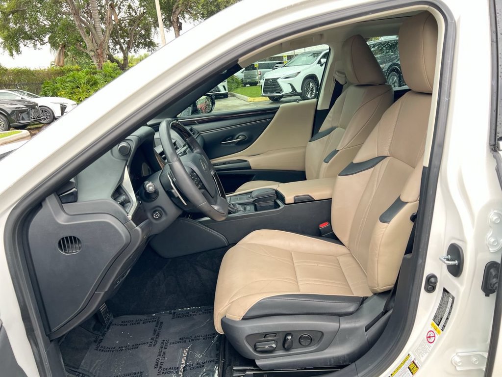 Used 2019 Lexus ES 350 w/ Accessory Package 2 FWD image 12