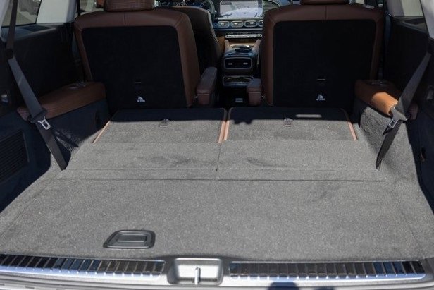 New 2026 Mercedes-Benz GLS 450 4MATIC image 29