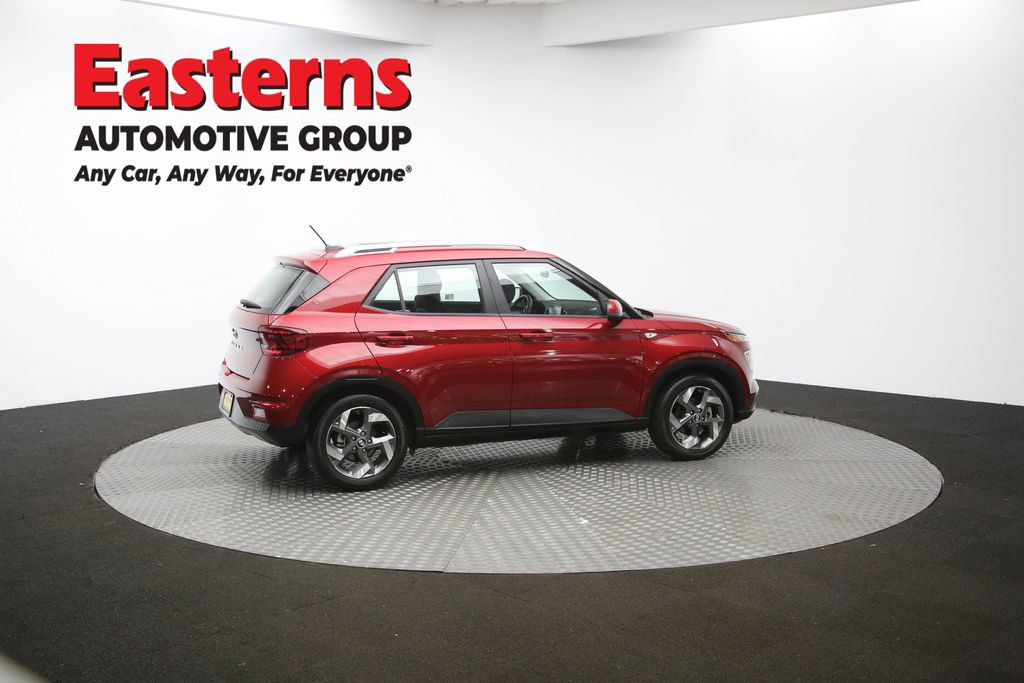 Used 2024 Hyundai Venue SEL image 43