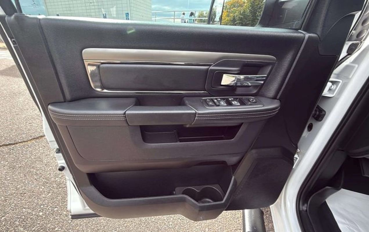 Used 2017 RAM 1500 Sport image 19