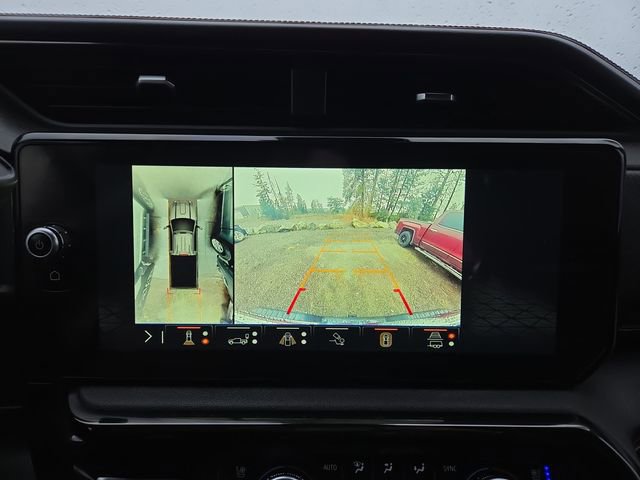 Used 2025 GMC Sierra 3500 AT4 w/ AT4 Premium Plus Package image 33