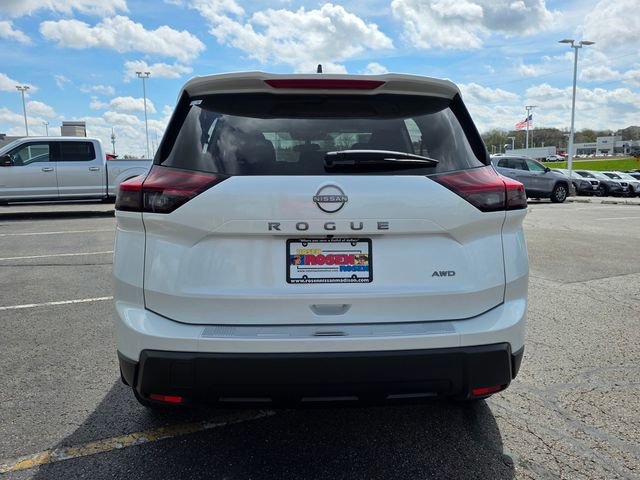 New 2026 Nissan Rogue SV w/ Cold Weather Package AWD/4WD image 29