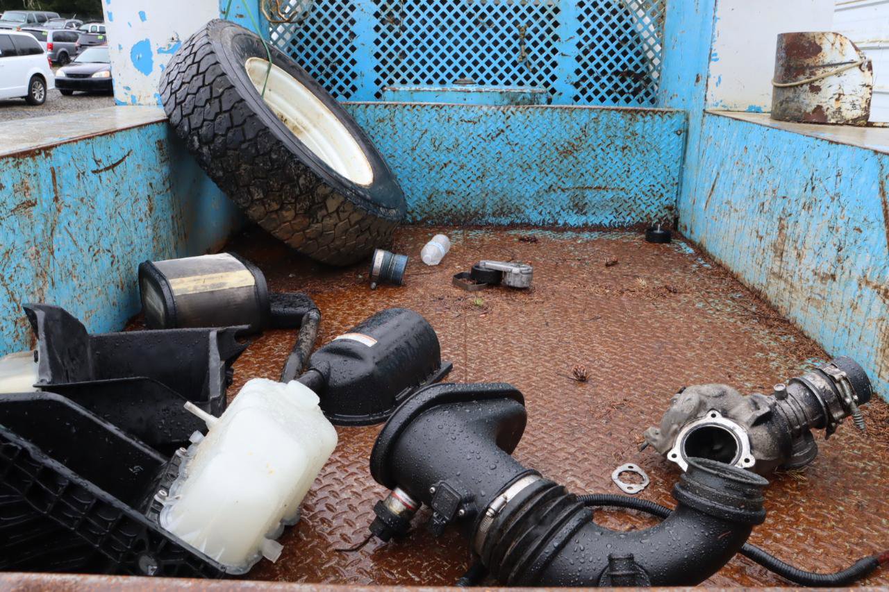 Used 2009 Ford F550 4x4 Crew Cab Super Duty image 5