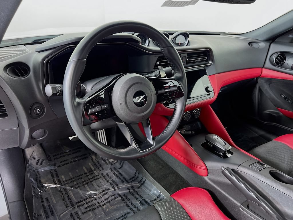 Used 2024 Nissan Z Performance w/ Floor Mat Package RWD image 8