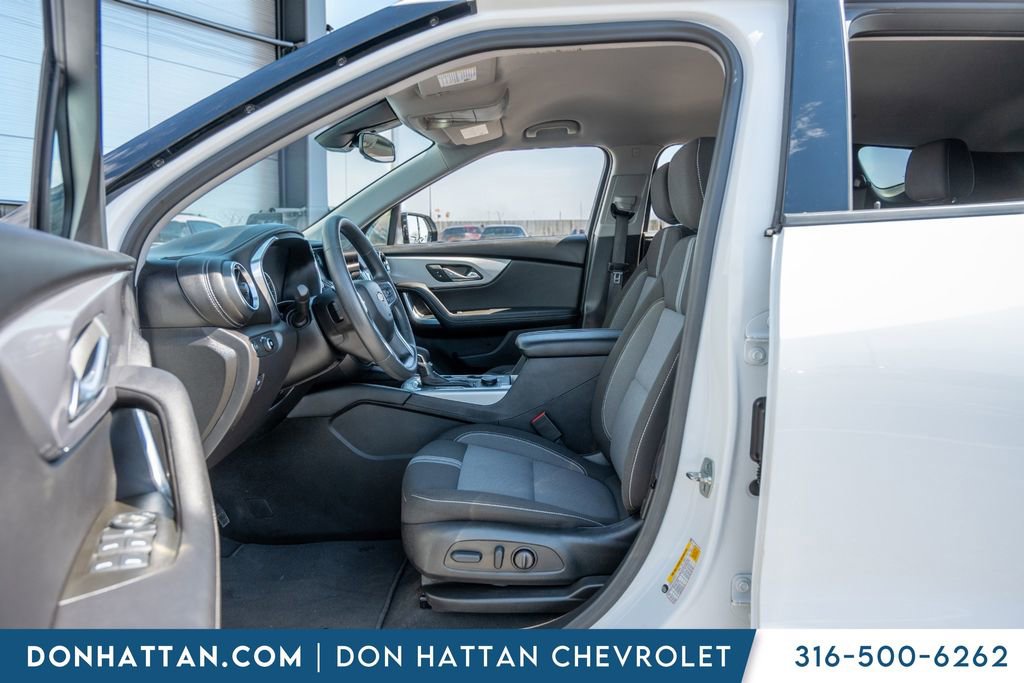 Used 2025 Chevrolet Blazer LT AWD/4WD image 5