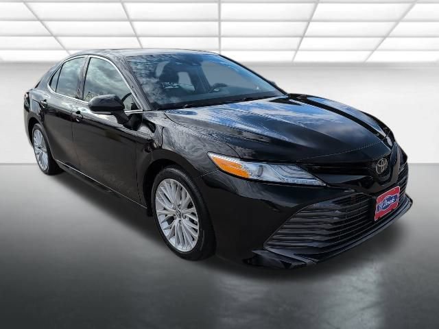 Used 2019 Toyota Camry XLE