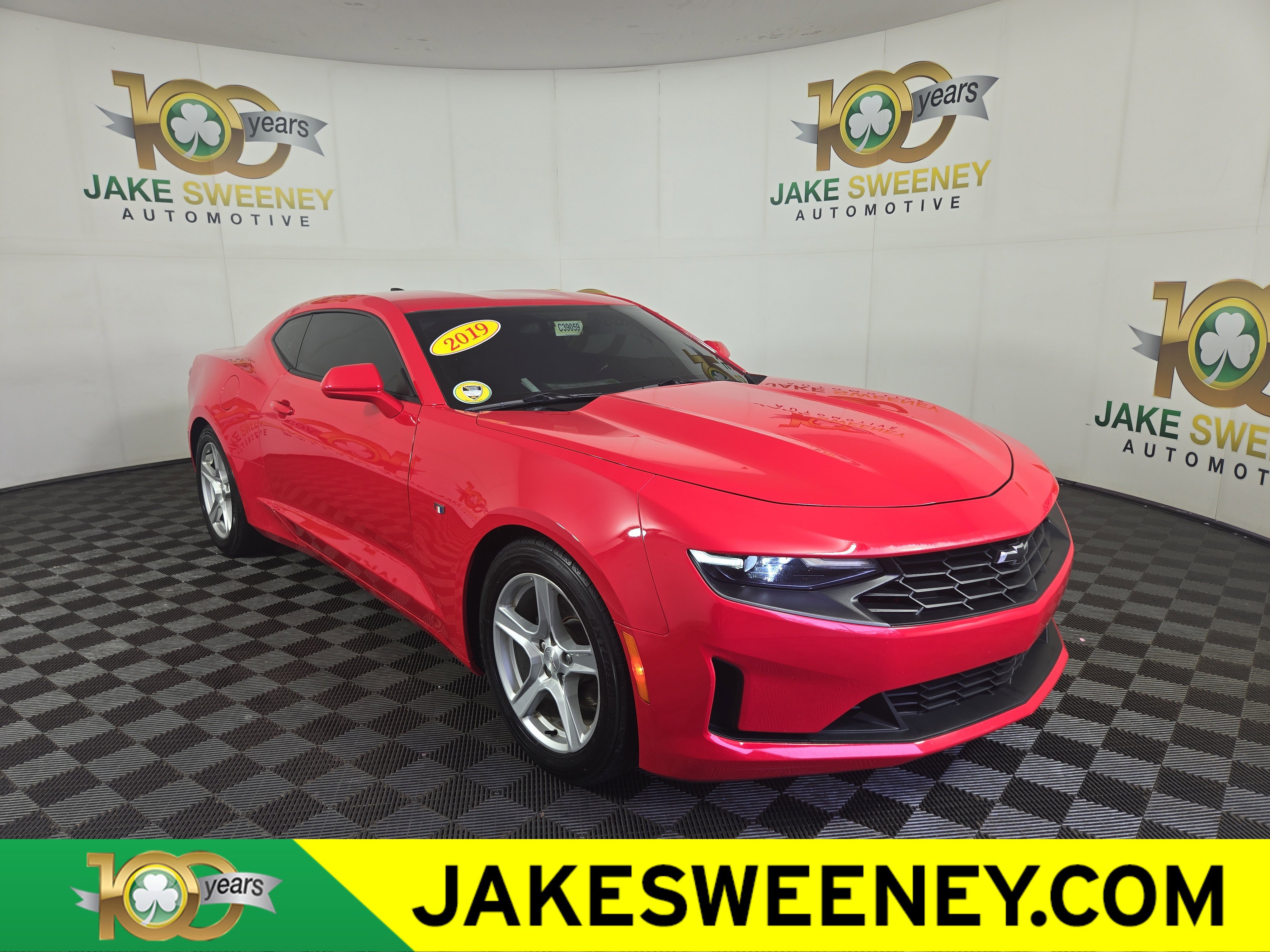 Used 2019 Chevrolet Camaro LT image 1
