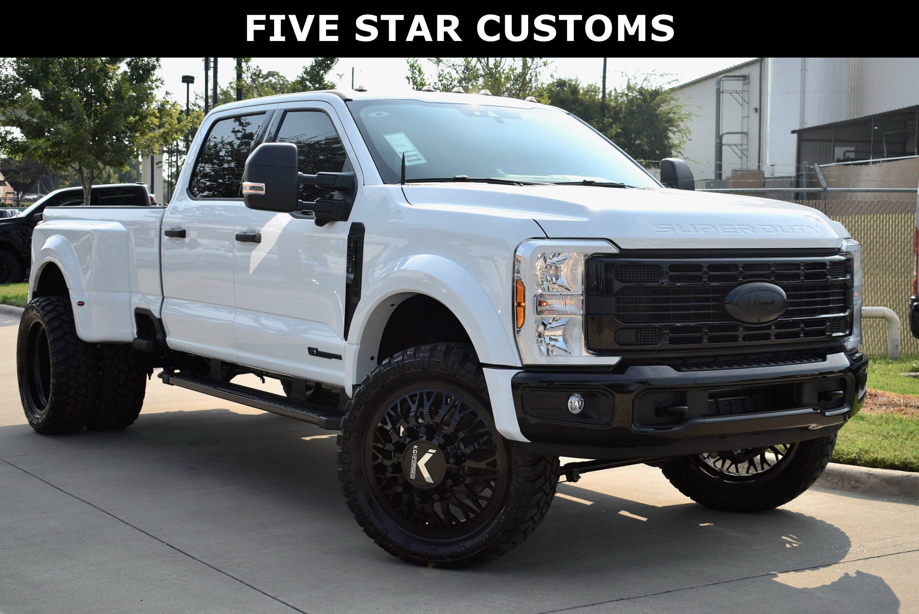 New 2025 Ford F450 XLT w/ 360-Degree Camera Package