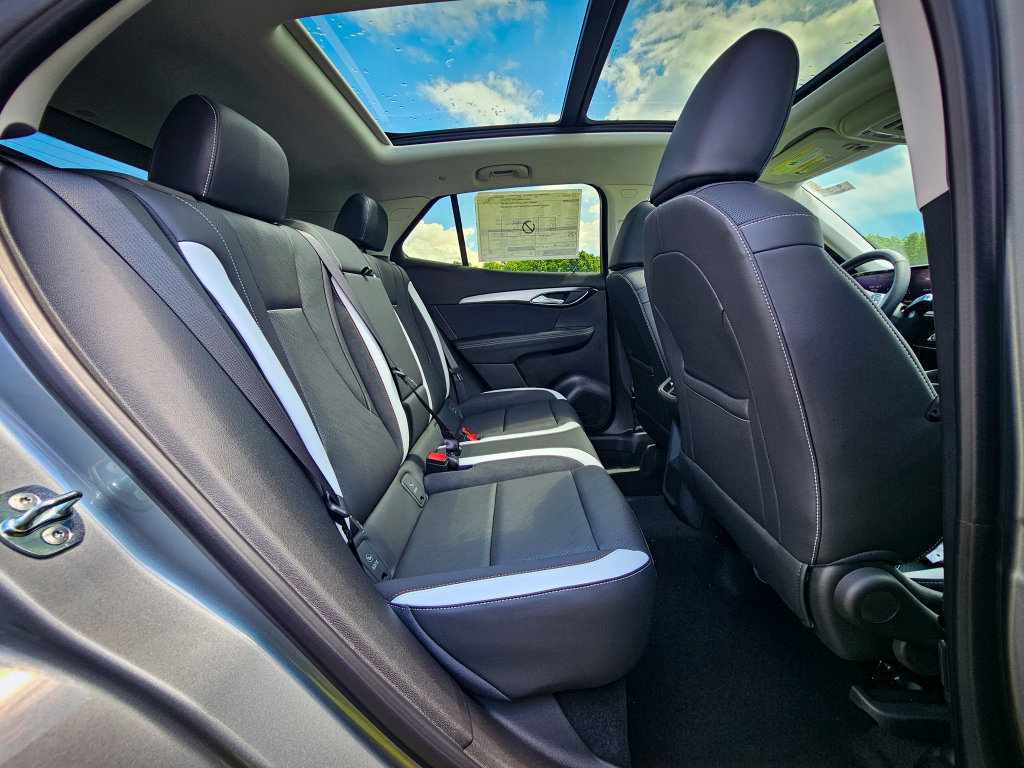 New 2026 Buick Envision Sport Touring AWD/4WD image 39