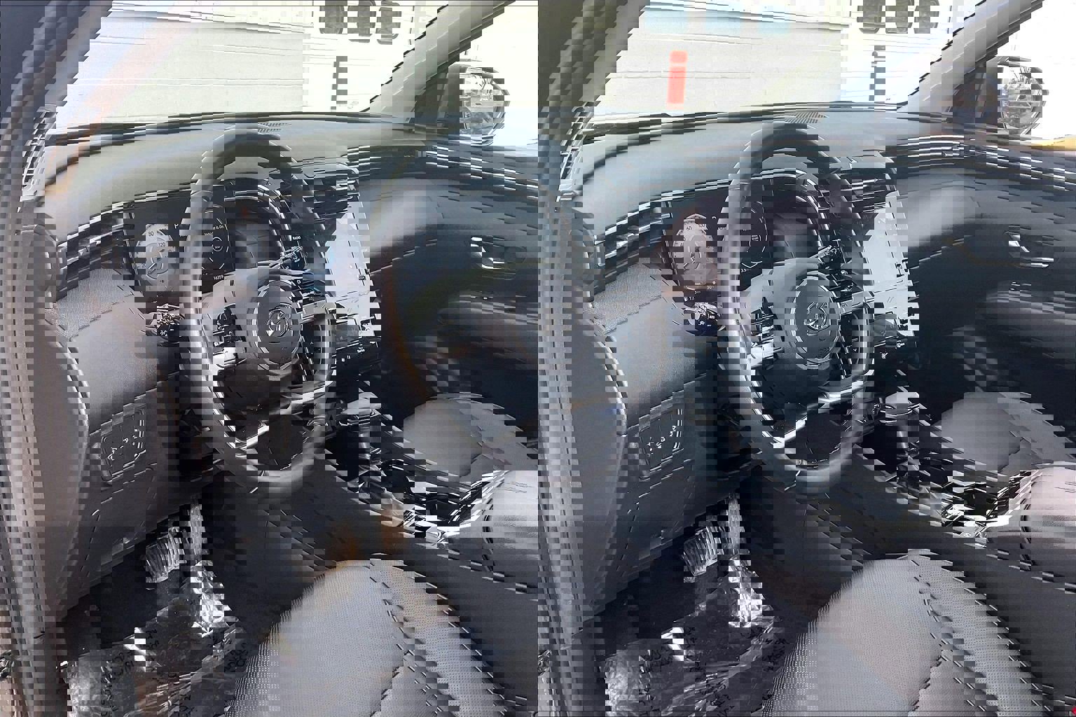 Used 2023 Hyundai Tucson SEL w/ Convenience Package image 18