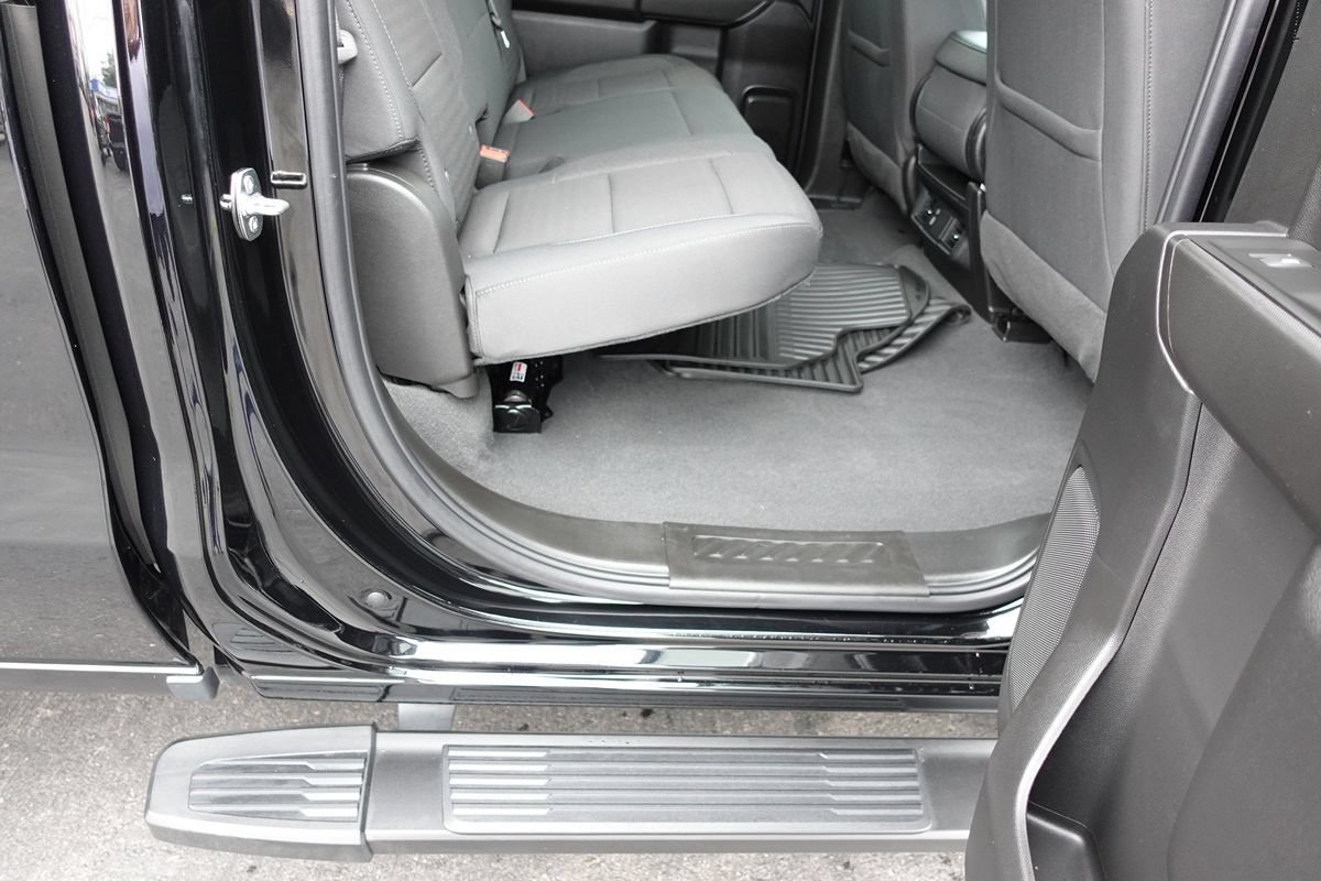 Used 2024 Chevrolet Silverado 1500 Custom AWD/4WD image 29