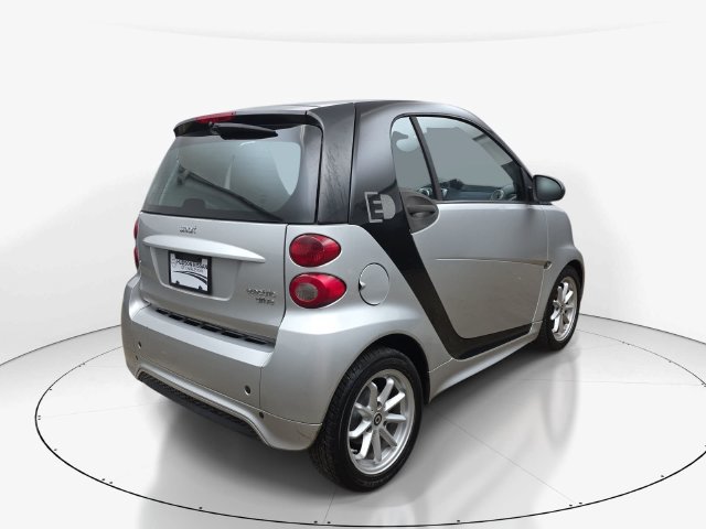 Used 2015 smart fortwo electric drive RWD image 6