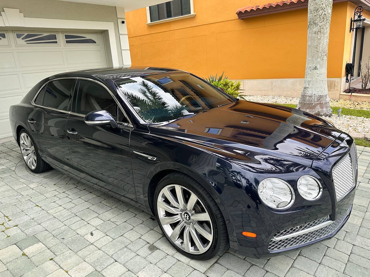 Used 2014 Bentley Flying Spur W12 AWD/4WD image 34