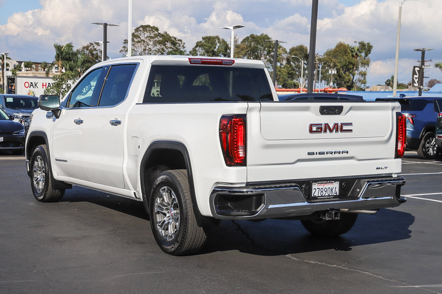 Used 2026 GMC Sierra 1500 SLT RWD image 9