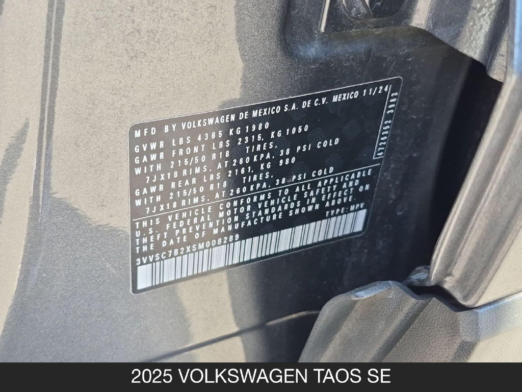 Used 2025 Volkswagen Taos SE FWD image 26