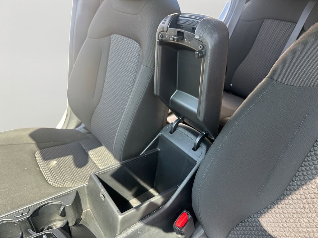 Used 2024 Kia Sportage LX image 20