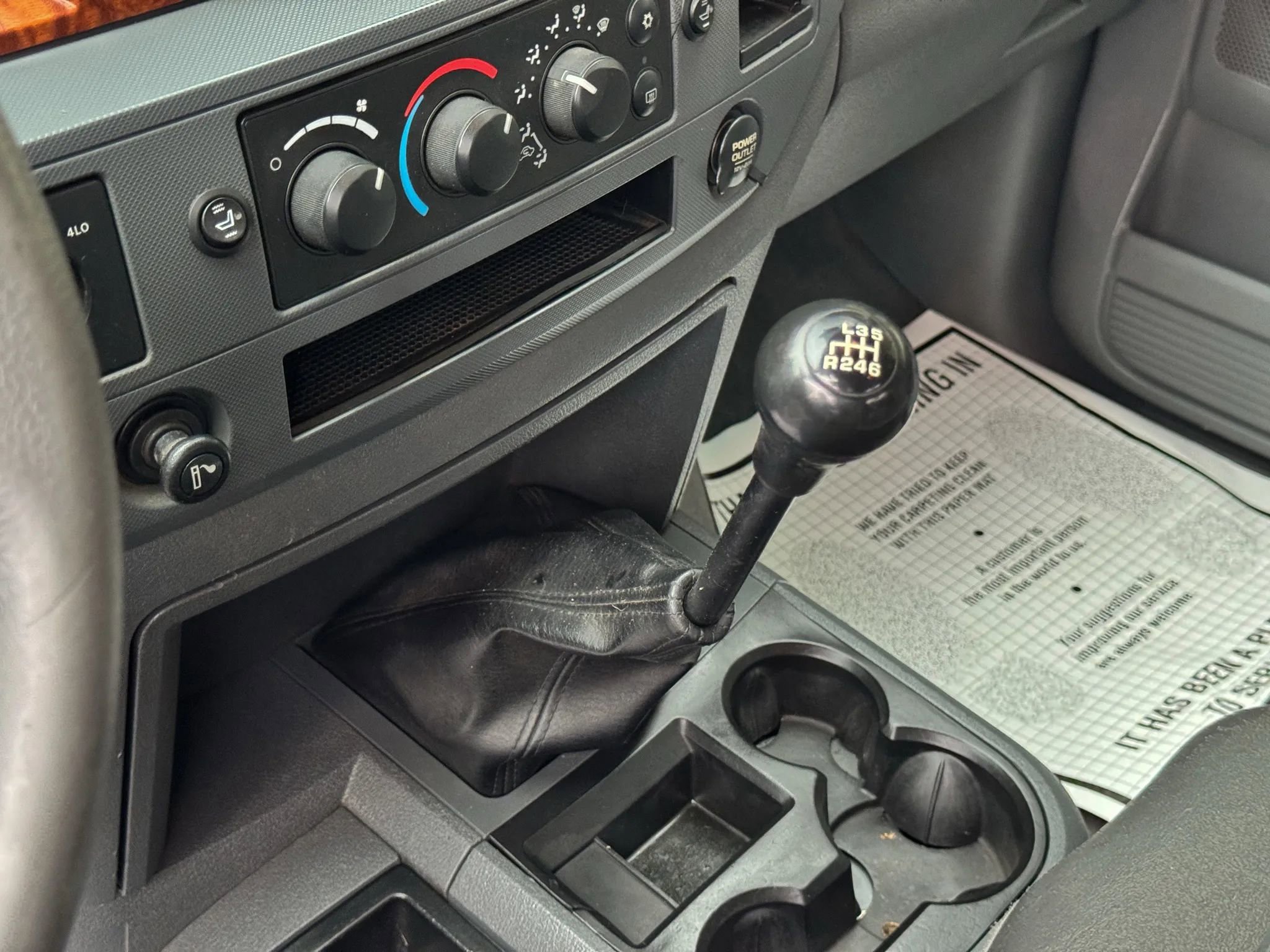 Used 2006 Dodge Ram 2500 Truck SLT w/ Light Group image 16